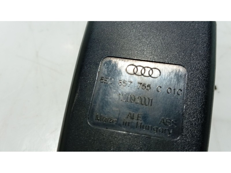 Recambio de anclaje cinturon delantero izquierdo para audi a4 b6 (8e2) 1.9 tdi referencia OEM IAM   