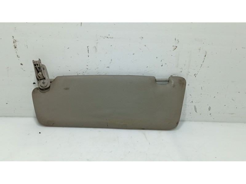 Recambio de parasol derecho para audi a4 b6 (8e2) 1.9 tdi referencia OEM IAM 8D0858555E59 / 8E0857552J85P  