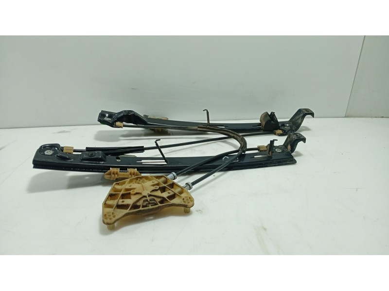 Recambio de elevalunas delantero derecho para seat leon (1p1) 2.0 tdi 16v referencia OEM IAM   