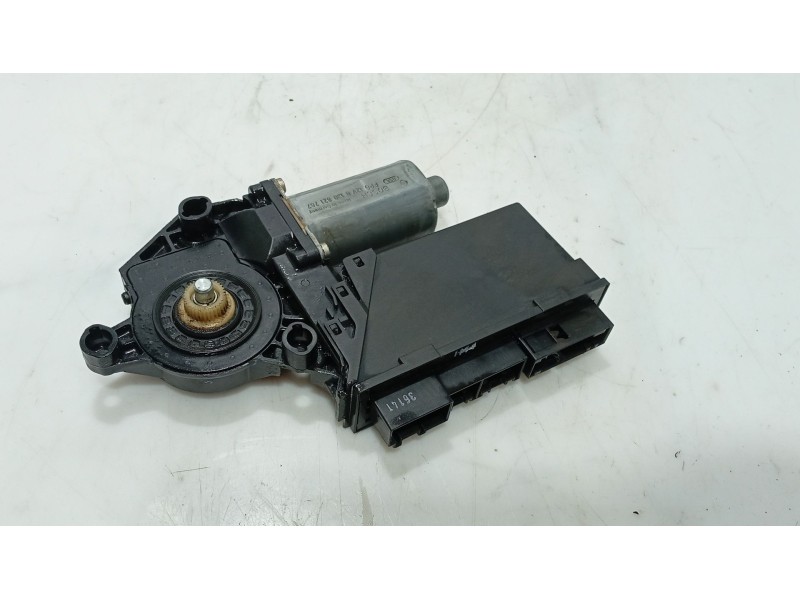 Recambio de motor elevalunas trasero izquierdo para audi a4 b6 (8e2) 1.9 tdi referencia OEM IAM   