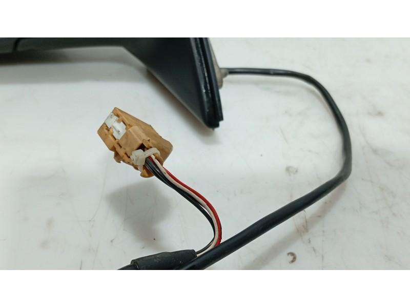 Recambio de retrovisor derecho para audi a4 b6 (8e2) 1.9 tdi referencia OEM IAM   