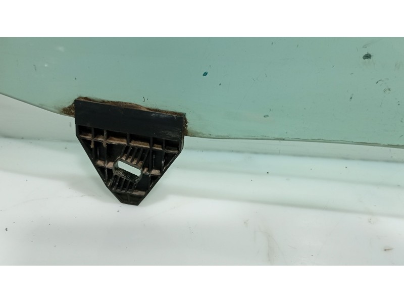 Recambio de luna delantera izquierda para audi a4 b6 (8e2) 1.9 tdi referencia OEM IAM 8E0845021D  