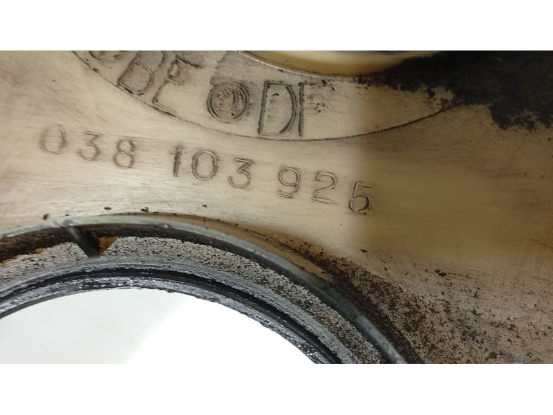 Recambio de tapa motor para audi a4 b6 (8e2) 1.9 tdi referencia OEM IAM   