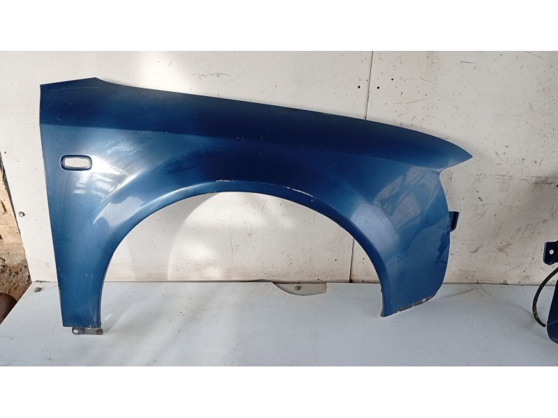 Recambio de aleta delantera derecha para audi a4 b6 (8e2) 1.9 tdi referencia OEM IAM 8E0821106B  