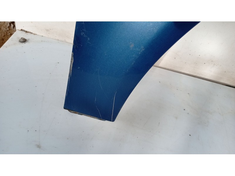 Recambio de aleta delantera derecha para audi a4 b6 (8e2) 1.9 tdi referencia OEM IAM 8E0821106B  