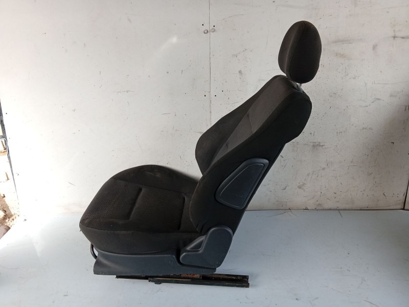 Recambio de asiento delantero izquierdo para opel tigra twintop (x04) 1.4 (r97) referencia OEM IAM 7260729  