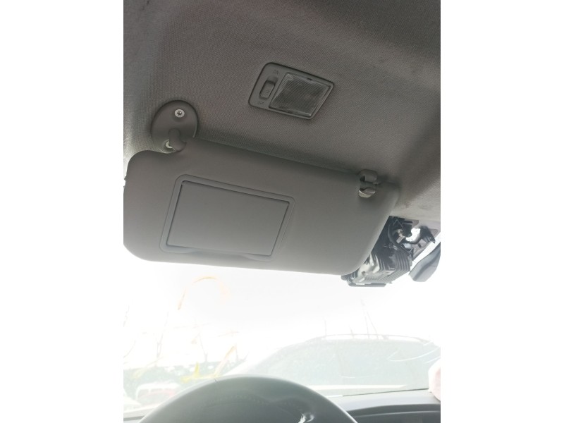 Recambio de parasol izquierdo para toyota auris (_e18_) 1.4 d-4d (nde180_) referencia OEM IAM   