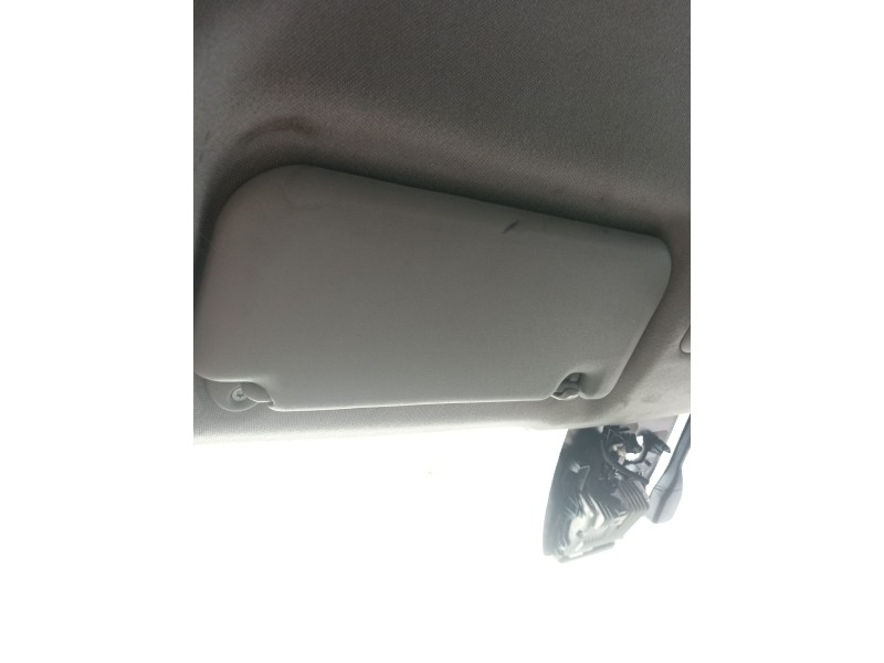Recambio de parasol izquierdo para toyota auris (_e18_) 1.4 d-4d (nde180_) referencia OEM IAM   