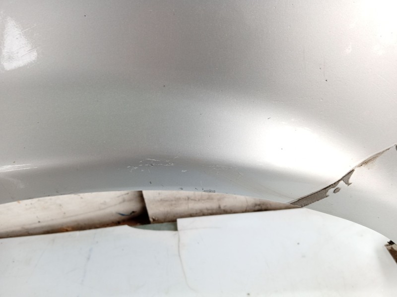 Recambio de aleta delantera izquierda para kia carnival ii (gq) 2.9 crdi referencia OEM IAM 0K52Y52211  