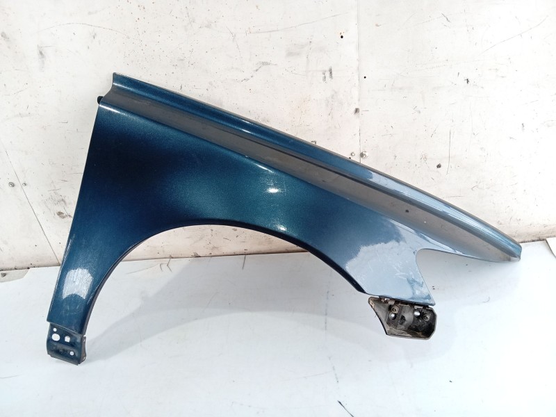 Recambio de aleta delantera derecha para volvo s40 ii (544) 2.0 d referencia OEM IAM 31278845  