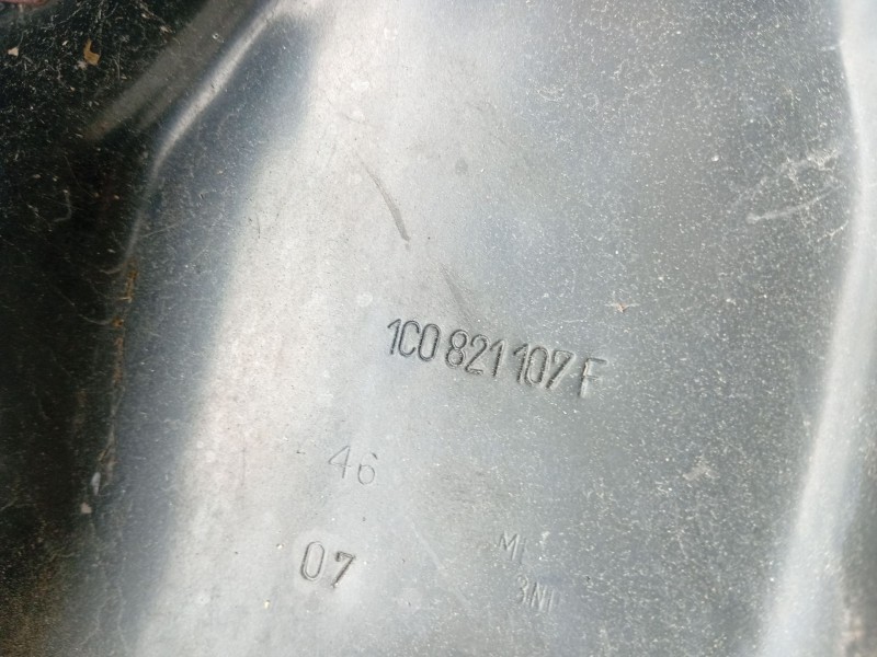 Recambio de aleta delantera izquierda para volkswagen new beetle (9c1, 1c1) 1.9 tdi referencia OEM IAM 1C0821105FGRU  