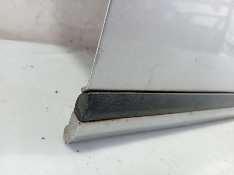 Recambio de puerta delantera derecha para volkswagen passat b7 (362) 2.0 tdi referencia OEM IAM 3AA831056  