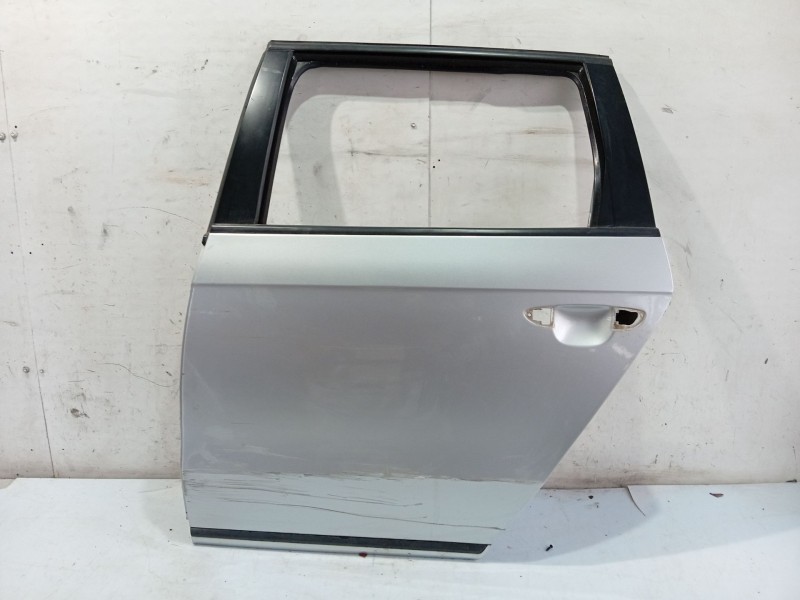 Recambio de puerta trasera izquierda para volkswagen passat b7 (362) 2.0 tdi referencia OEM IAM 3AF833055  