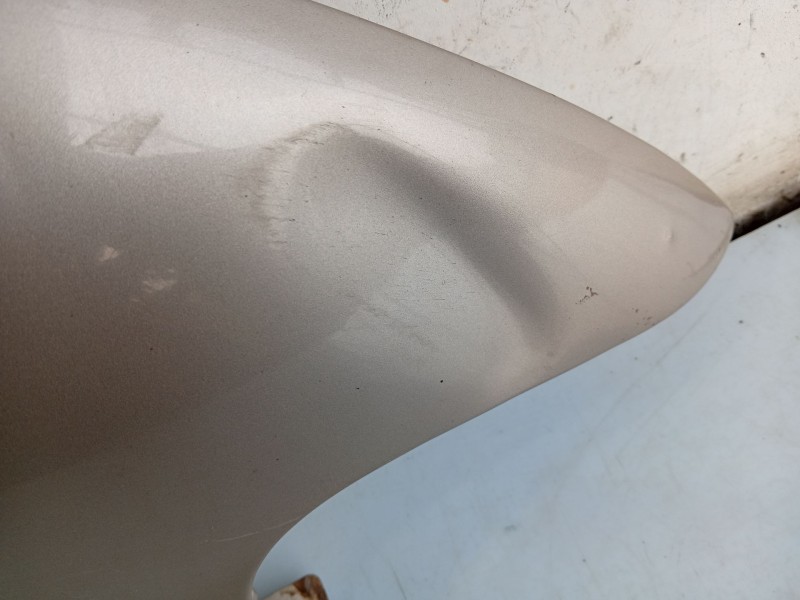 Recambio de aleta delantera derecha para kia carnival ii (gq) 2.9 crdi referencia OEM IAM 0K52Y52111  