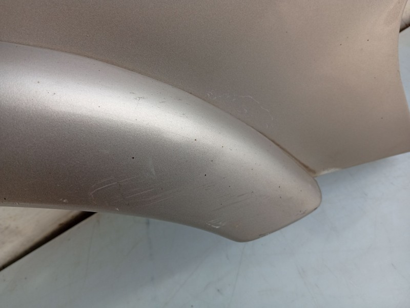 Recambio de aleta delantera derecha para kia carnival ii (gq) 2.9 crdi referencia OEM IAM 0K52Y52111  