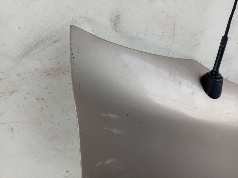 Recambio de aleta delantera derecha para kia carnival ii (gq) 2.9 crdi referencia OEM IAM 0K52Y52111  