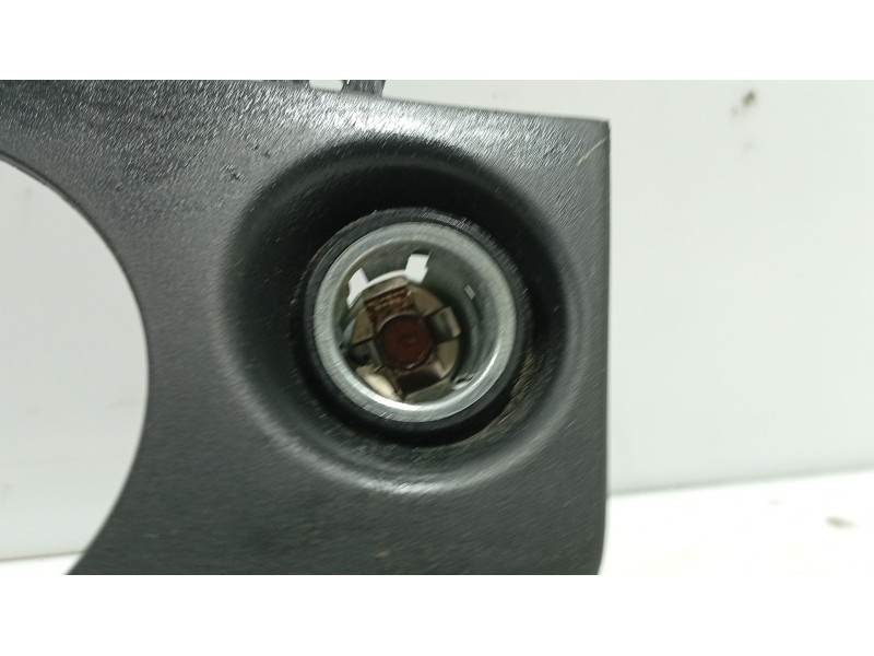 Recambio de moldura para nissan micra iii (k12) 1.2 16v referencia OEM IAM   