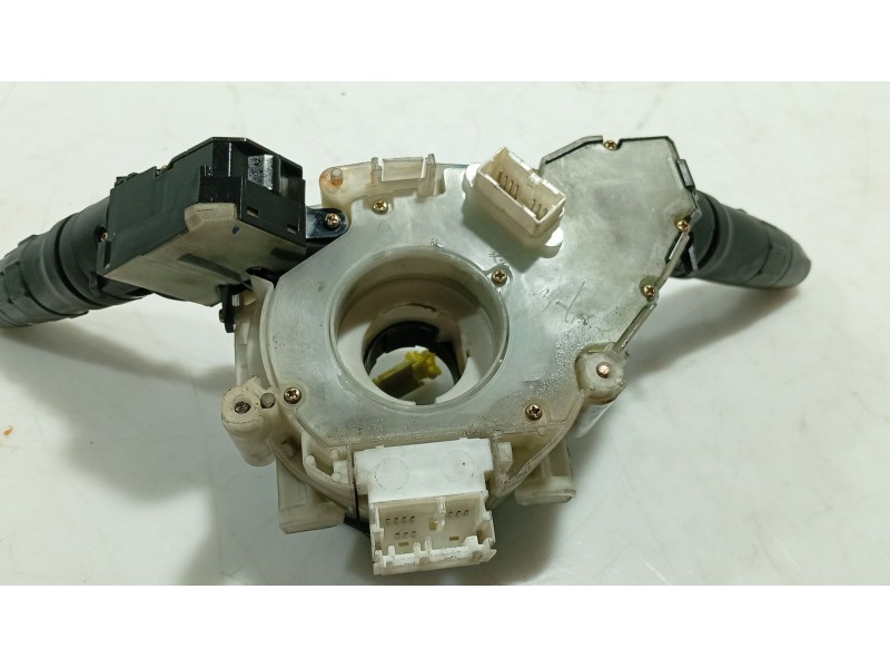 Recambio de com2000 para nissan micra iii (k12) 1.2 16v referencia OEM IAM   