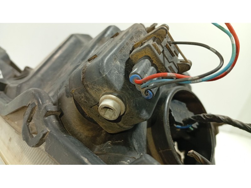 Recambio de faro izquierdo para nissan micra iii (k12) 1.2 16v referencia OEM IAM 26060AX700  