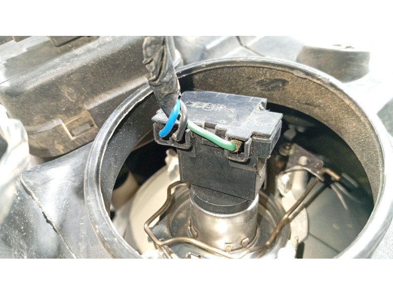 Recambio de faro izquierdo para nissan micra iii (k12) 1.2 16v referencia OEM IAM 26060AX700  