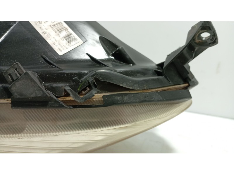Recambio de faro derecho para nissan micra iii (k12) 1.2 16v referencia OEM IAM 26010AX700  