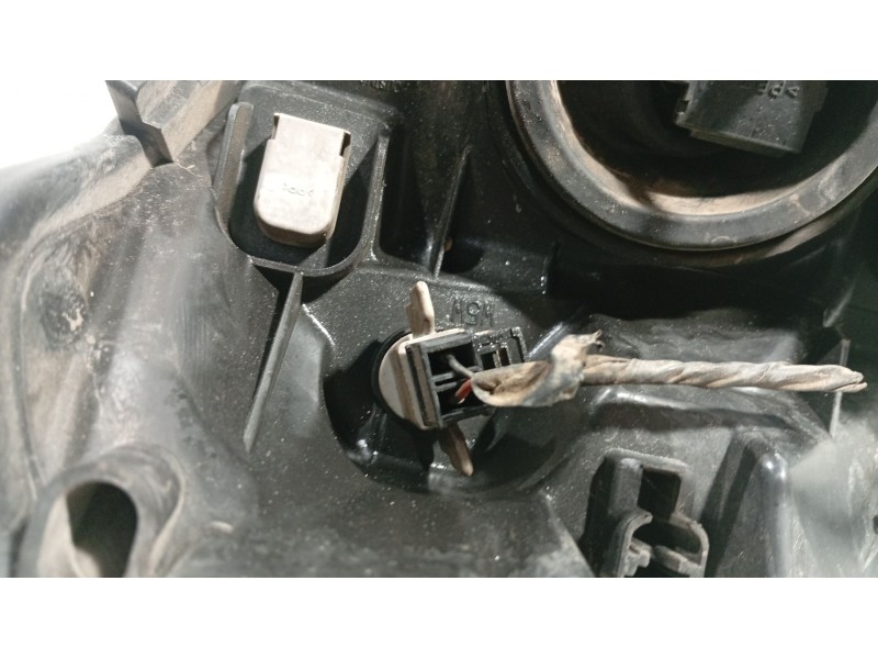 Recambio de faro derecho para nissan micra iii (k12) 1.2 16v referencia OEM IAM 26010AX700  