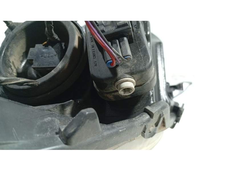 Recambio de faro derecho para nissan micra iii (k12) 1.2 16v referencia OEM IAM 26010AX700  