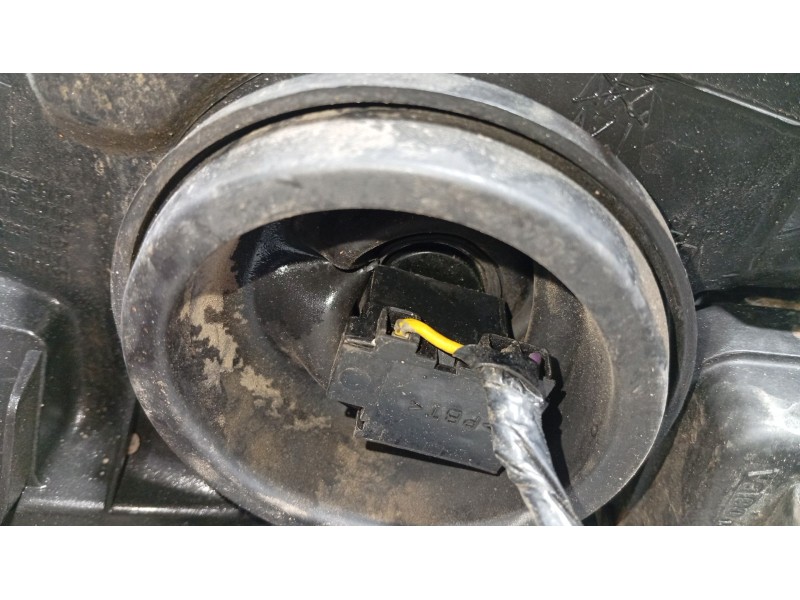 Recambio de faro derecho para nissan micra iii (k12) 1.2 16v referencia OEM IAM 26010AX700  