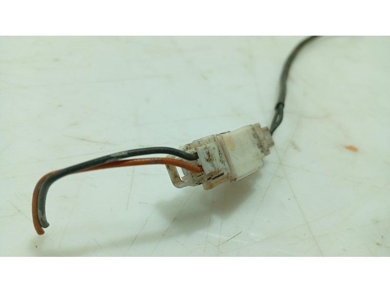 Recambio de anclaje cinturon trasero izquierdo para nissan micra iii (k12) 1.2 16v referencia OEM IAM   