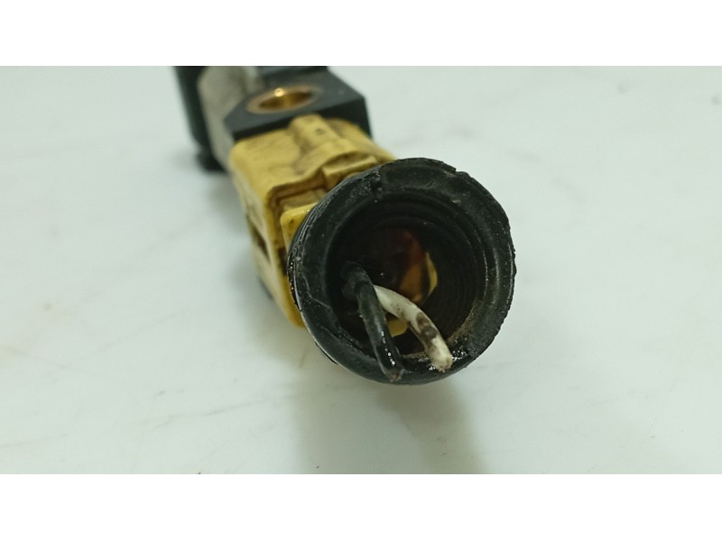 Recambio de sensor impacto para nissan micra iii (k12) 1.2 16v referencia OEM IAM   