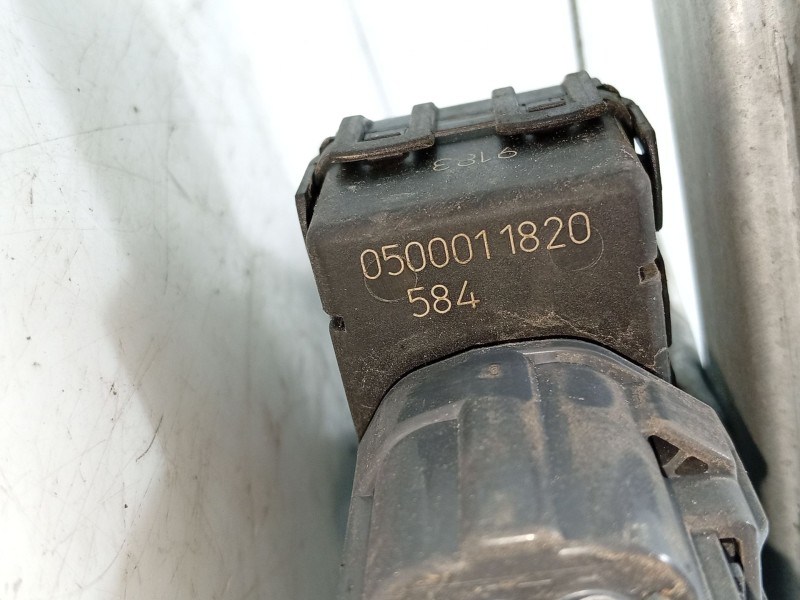 Recambio de elevalunas trasero izquierdo para ford mondeo iii (b5y) 2.0 tdci referencia OEM IAM 1320875  