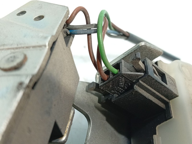 Recambio de cerradura maletero / porton para ford mondeo iii (b5y) 2.0 tdci referencia OEM IAM 4185758 2s71f43102ad 