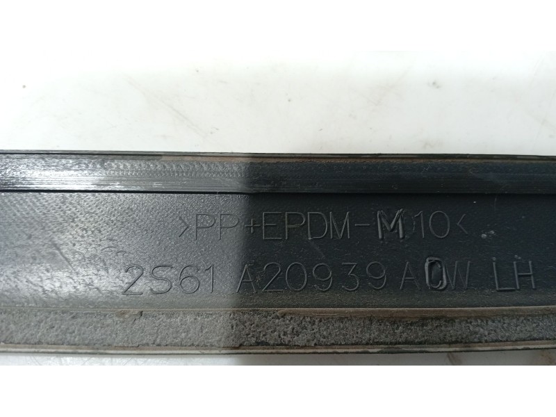 Recambio de moldura para ford fiesta v (jh_, jd_) 1.4 tdci referencia OEM IAM   