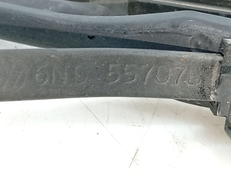 Recambio de brazo limpia trasero para volkswagen polo iv (9n_, 9a_) 1.2 referencia OEM IAM 6Q6955707  