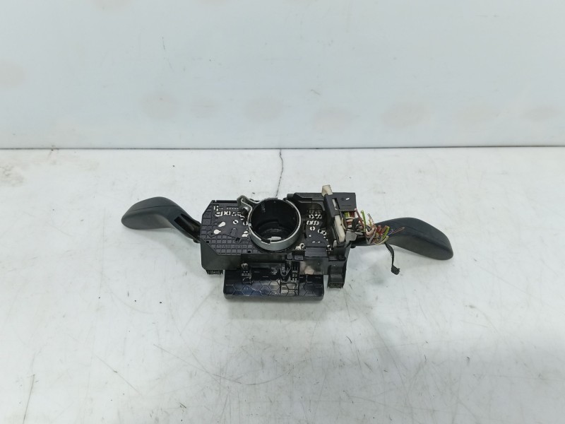 Recambio de mando volante para volkswagen polo iv (9n_, 9a_) 1.2 referencia OEM IAM   