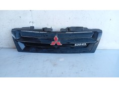 Recambio de rejilla delantera para mitsubishi montero (v60/v70) 3.2 di-d cat referencia OEM IAM   