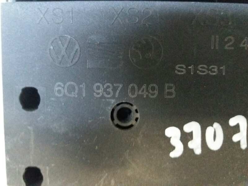 Recambio de caja reles / fusibles para seat ibiza (6l1) stella   |   08.01 - 12.04 | 2001 - 2004 | 64 cv / 47 kw referencia OEM 