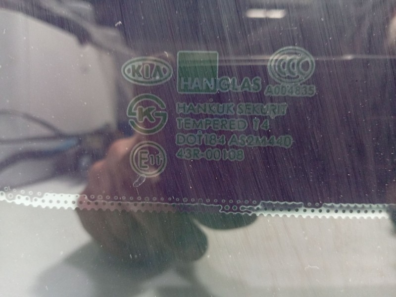 Recambio de luna trasera derecha para kia carnival ii (gq) 2.9 crdi referencia OEM IAM   