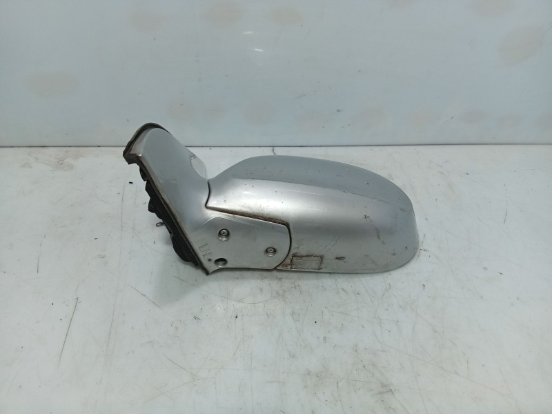 Recambio de retrovisor izquierdo para kia carnival ii (gq) 2.9 crdi referencia OEM IAM   