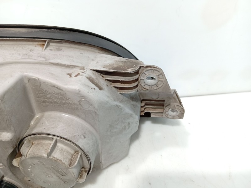 Recambio de faro izquierdo para kia carnival ii (gq) 2.9 crdi referencia OEM IAM 0K55251040B  