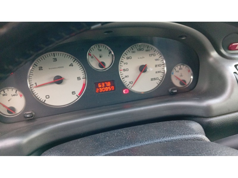 peugeot 406 (8b) del año 2003