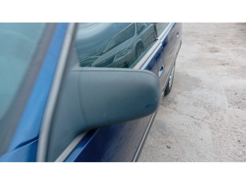 opel omega a (v87) del año 1992