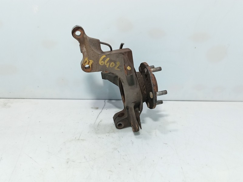 Recambio de mangueta delantera izquierda para kia carnival ii (gq) 2.9 crdi referencia OEM IAM 0K55333031A  