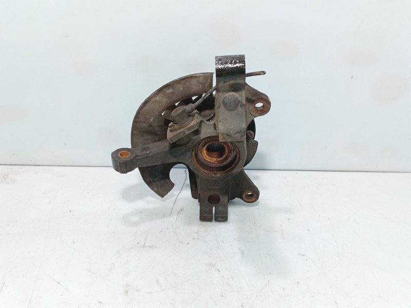 Recambio de mangueta delantera izquierda para kia carnival ii (gq) 2.9 crdi referencia OEM IAM 0K55333031A  