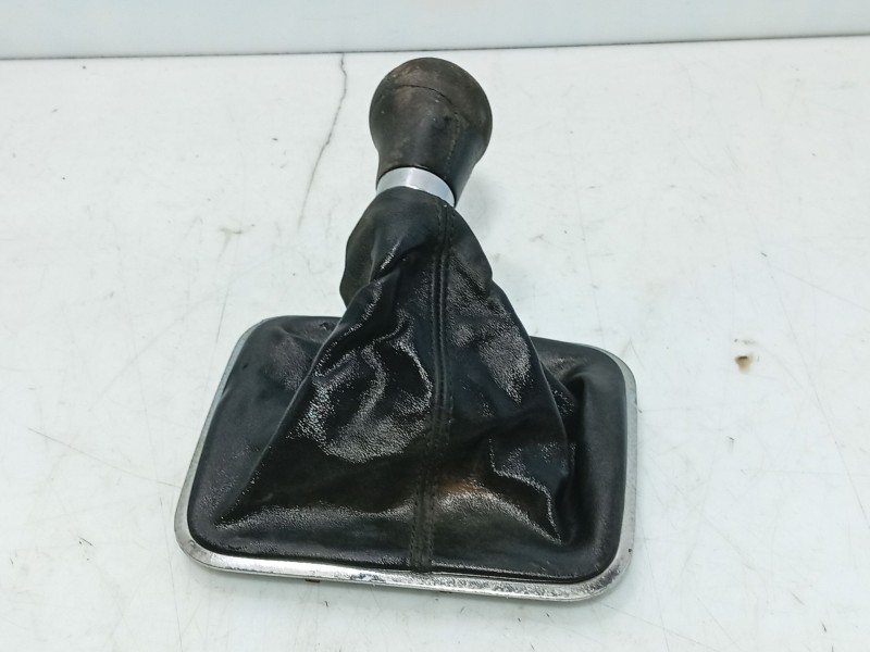 Recambio de pomo palanca cambio para volkswagen touareg (7la) 2.5 tdi referencia OEM IAM   