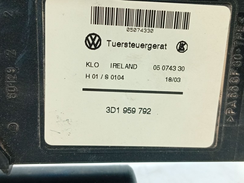 Recambio de motor elevalunas trasero izquierdo para volkswagen touareg (7la) 2.5 tdi referencia OEM IAM   