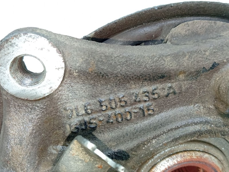 Recambio de mangueta trasera izquierda para volkswagen touareg (7la) 2.5 tdi referencia OEM IAM   