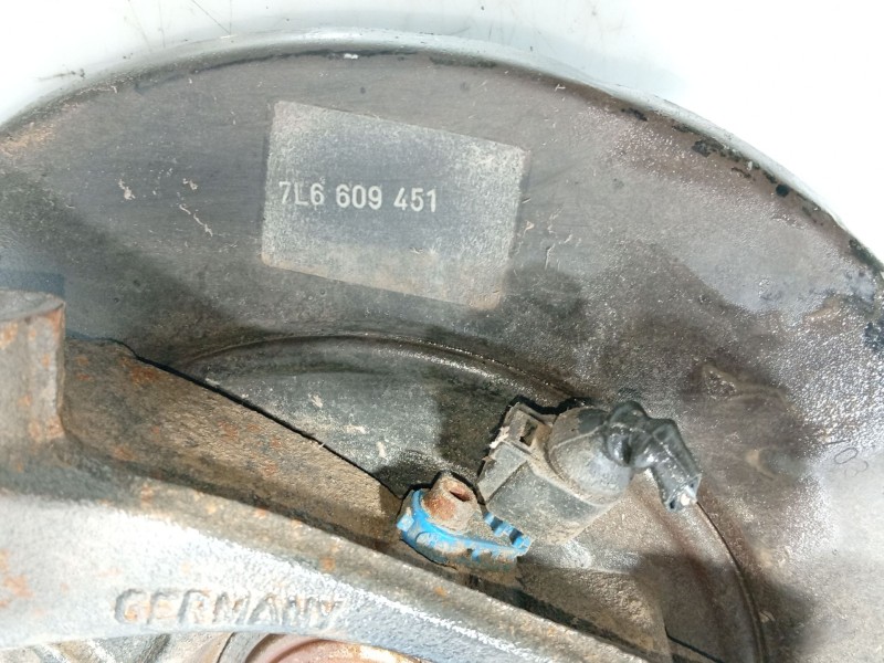 Recambio de mangueta trasera izquierda para volkswagen touareg (7la) 2.5 tdi referencia OEM IAM   