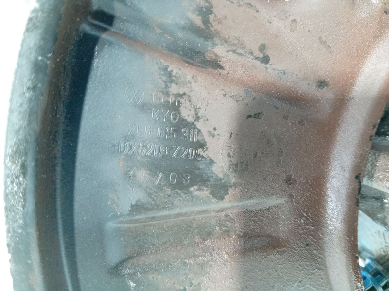 Recambio de mangueta delantera derecha para volkswagen touareg (7la) 2.5 tdi referencia OEM IAM   