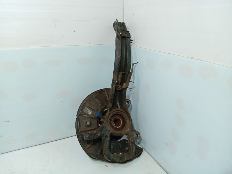 Recambio de mangueta delantera izquierda para volkswagen touareg (7la) 2.5 tdi referencia OEM IAM 7L0407257A  